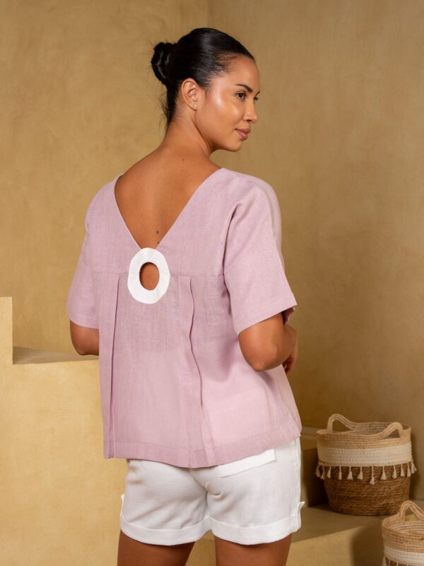 Linen Top with Circle Accent